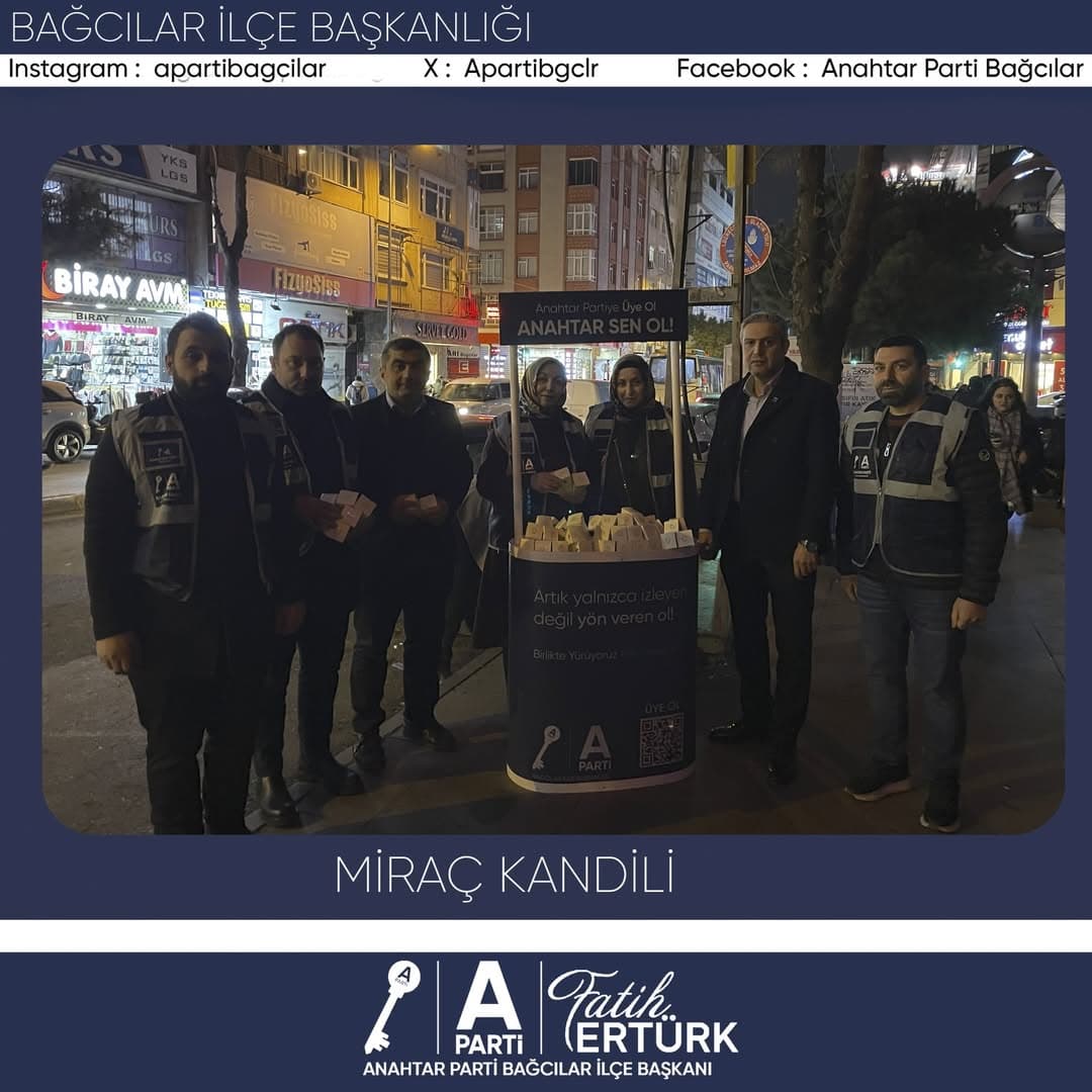 Anahtar Parti Bağcılar İlçe Başkanlığı olarak, Miraç Kandili’nin manevi huzurunu hemşehrilerimizle paylaşmak üzere; İlçe Başkan Vekilimiz Salih Aydın ve Kadın Kolları Başkanımız Özlem Atar öncülüğünde, yönetim kurulu üyelerimizle birlikte Bağcılar Meydanı’nda halkımıza ve esnafımıza kandil vesilesiyle ikramda bulunduk.