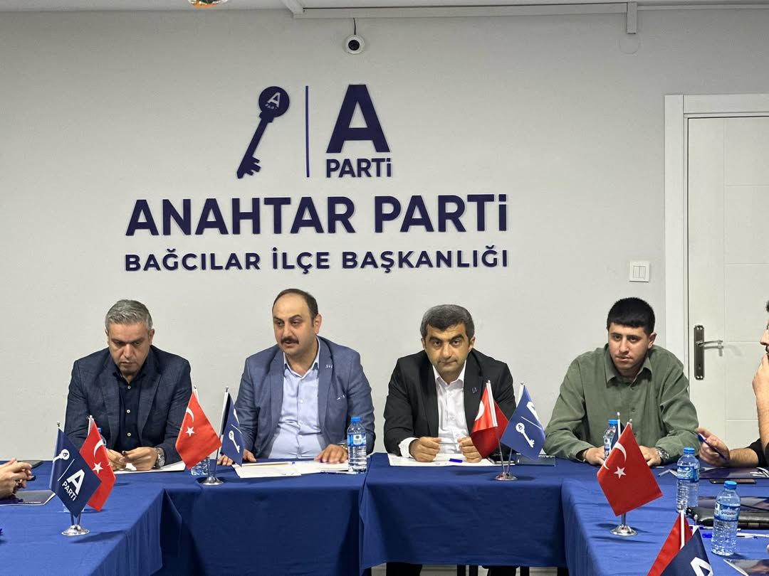 Anahtar Parti Bağcılar İlçe Başkanlığı olarak, İlçe Başkanımız Fatih Ertürk’ün başkanlığında yönetim kurulu toplantımızı gerçekleştirdik. - 1